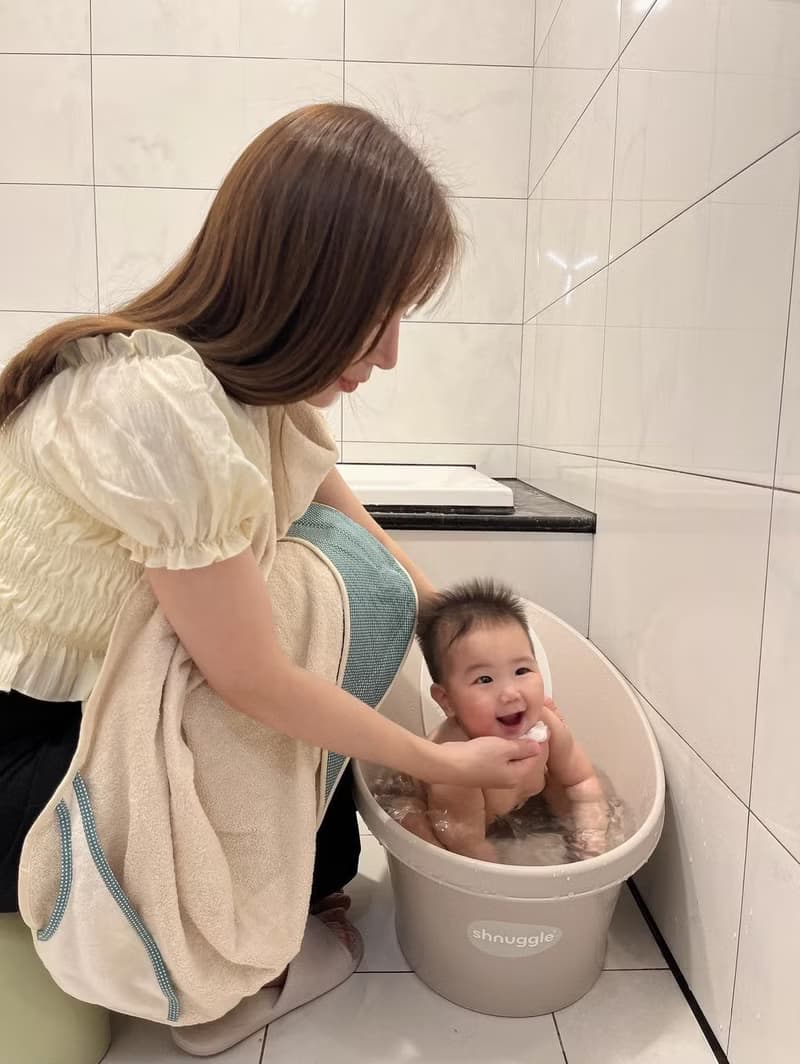 小蘑菇浴巾+媽媽寶寶護膚彌月禮盒組   嬰兒 新生兒 彌月 滿月禮
