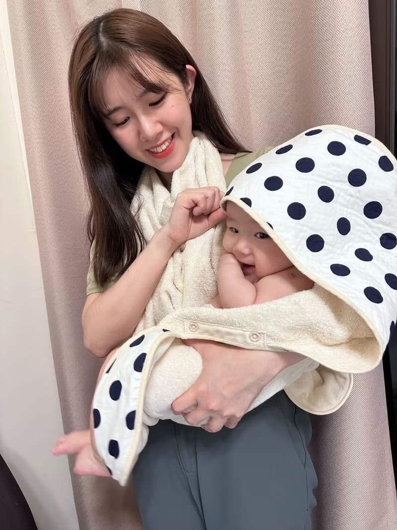 小蘑菇浴巾+媽媽寶寶護膚彌月禮盒組   嬰兒 新生兒 彌月 滿月禮