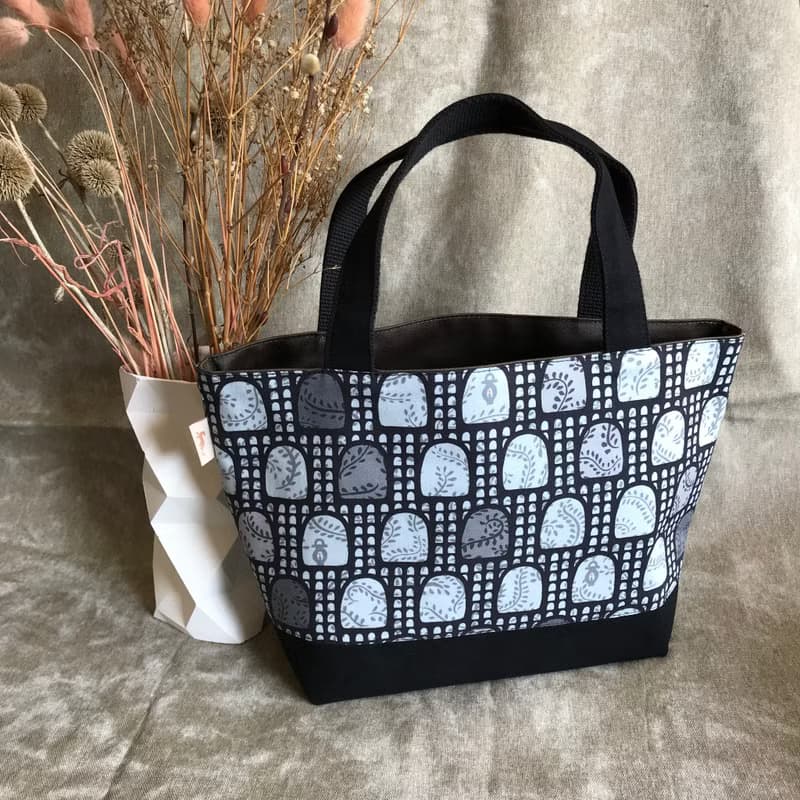 【內防水故事印花提袋 】/ 自印布故事印花系列/餐袋