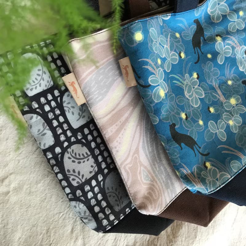 【內防水故事印花提袋 】/ 自印布故事印花系列/餐袋