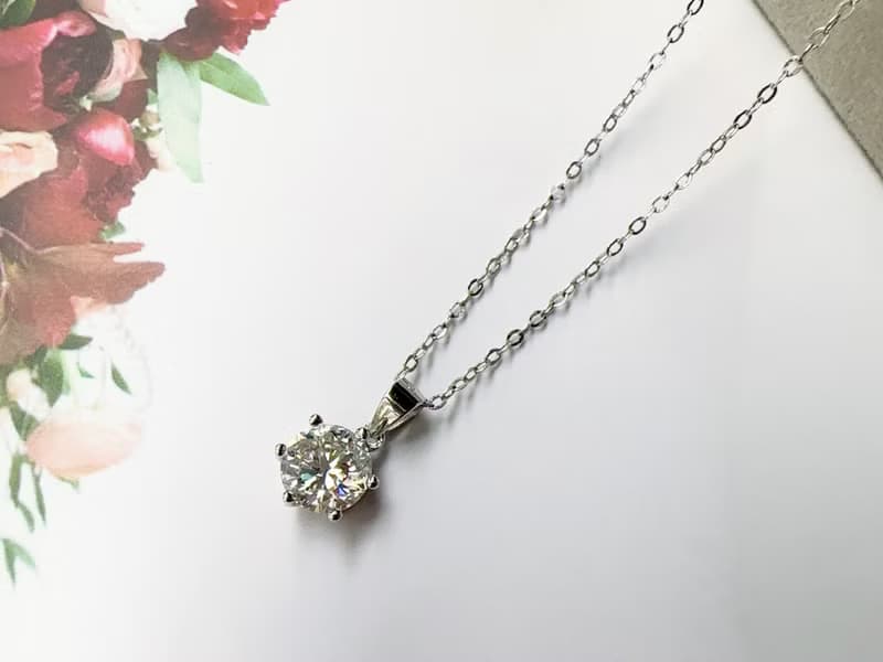 1克拉 莫桑石 純銀項鍊 六爪 鑽石光芒 輕珠寶