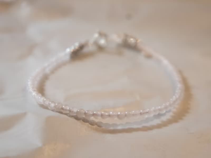 粉晶 七月誕生石. 925 SILVER 粉晶2.5mm 細緻手鏈
