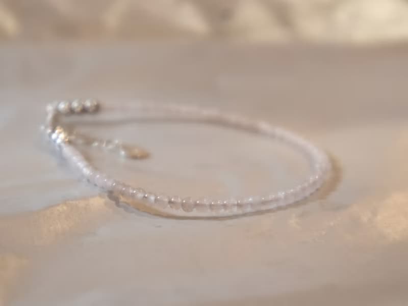 粉晶 七月誕生石. 925 SILVER 粉晶2.5mm 細緻手鏈