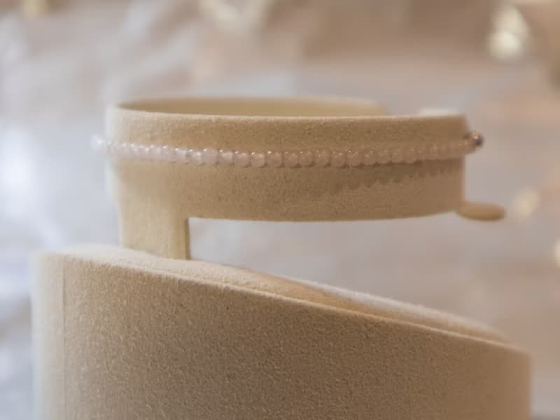 粉晶 七月誕生石. 925 SILVER 粉晶2.5mm 細緻手鏈