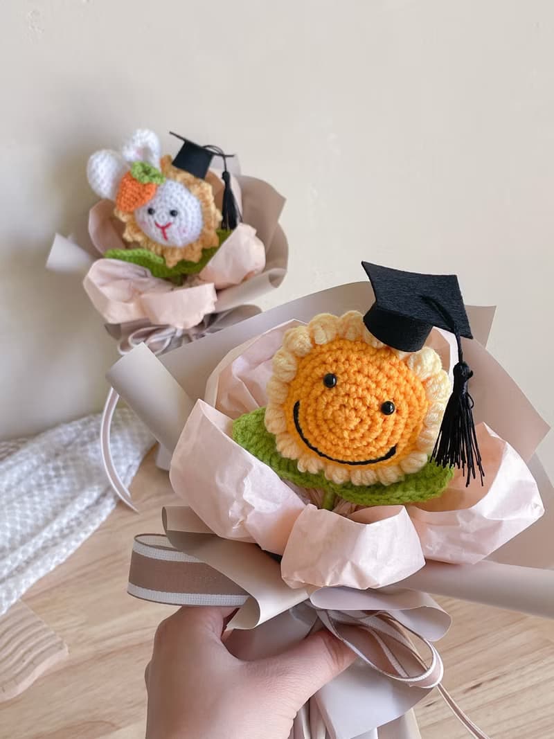 陽光兔兔 x 鉤針向日葵花束