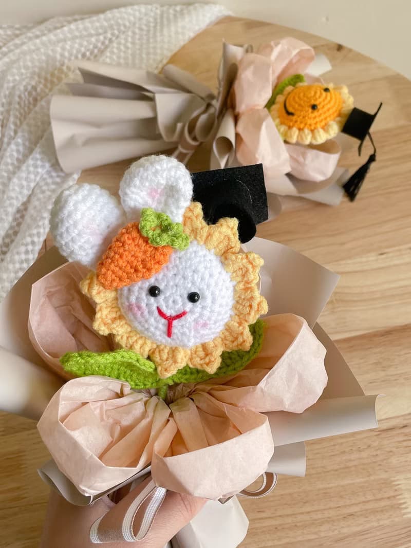 陽光兔兔 x 鉤針向日葵花束