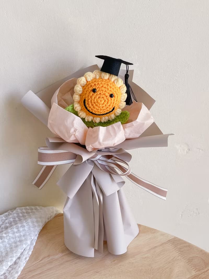 陽光兔兔 x 鉤針向日葵花束