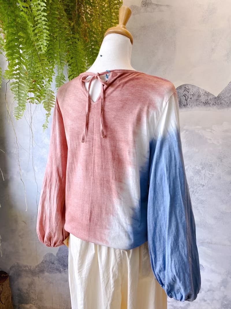 礦物泥染 100%有機棉 長袖圓領上衣  宮廷袖 後綁帶設計