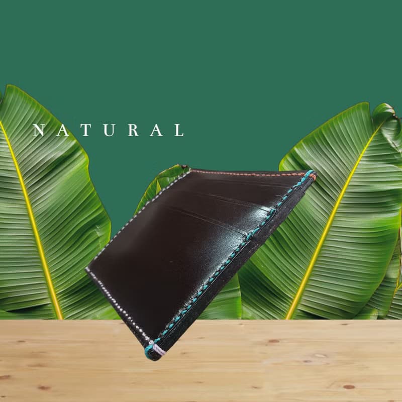 本革　イタリアヌメ革　手縫い　カードフォルダー　チョコレート色