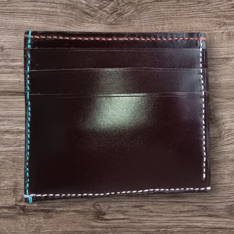 本革　イタリアヌメ革　手縫い　カードフォルダー　チョコレート色