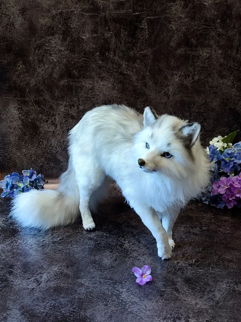 逼真白狐人造毛絨動物內部玩偶 OOAK 毛絨玩具