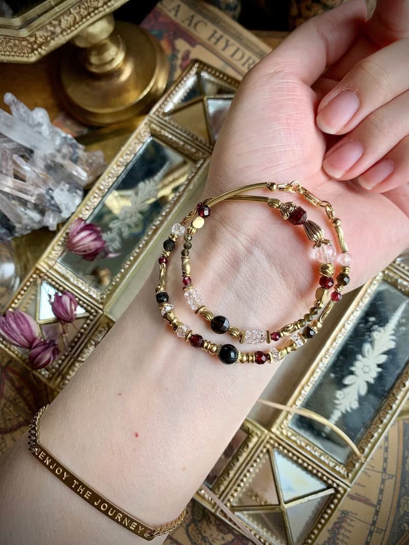 -敢愛敢恨 -天然水晶手鏈/黃銅手鍊