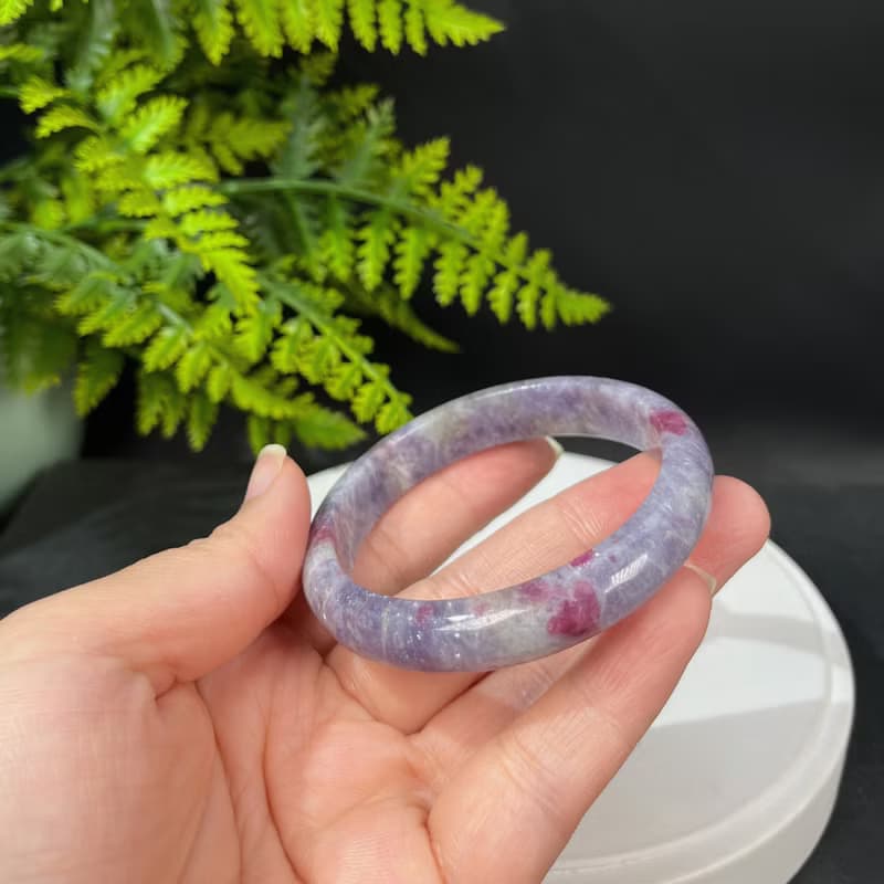 獨特梅花碧璽手鐲 56MM 星光閃片玉化飄紅共生雲母手環 顯氣質