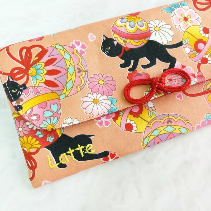 免費繡名字。鈴鐺黑貓。布紅包袋 / 口罩收納袋