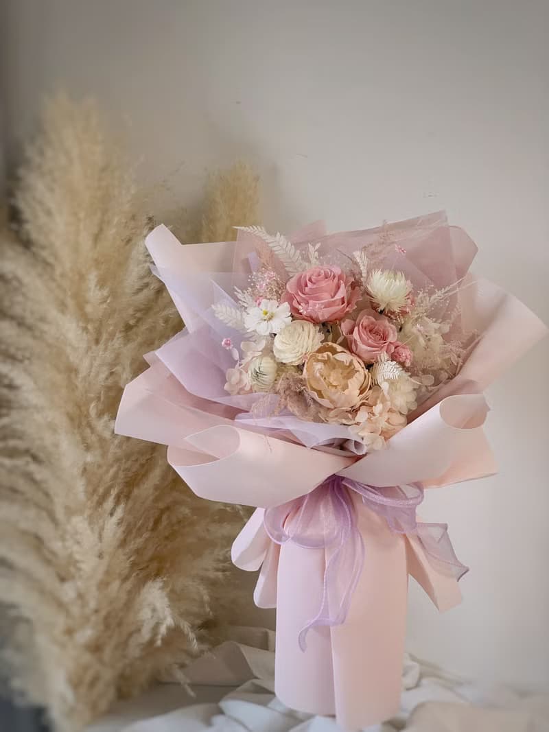 輕粉系質感乾燥永生花束 告白花束 生日禮物 求婚捧花 情人節禮物