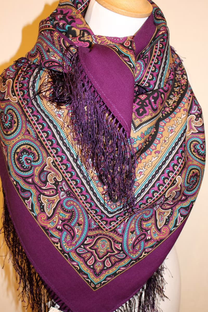 Original Pavlovo Posad Russian Shawl 100% Wool Woolen Scarf 110x110 cm 1625-15