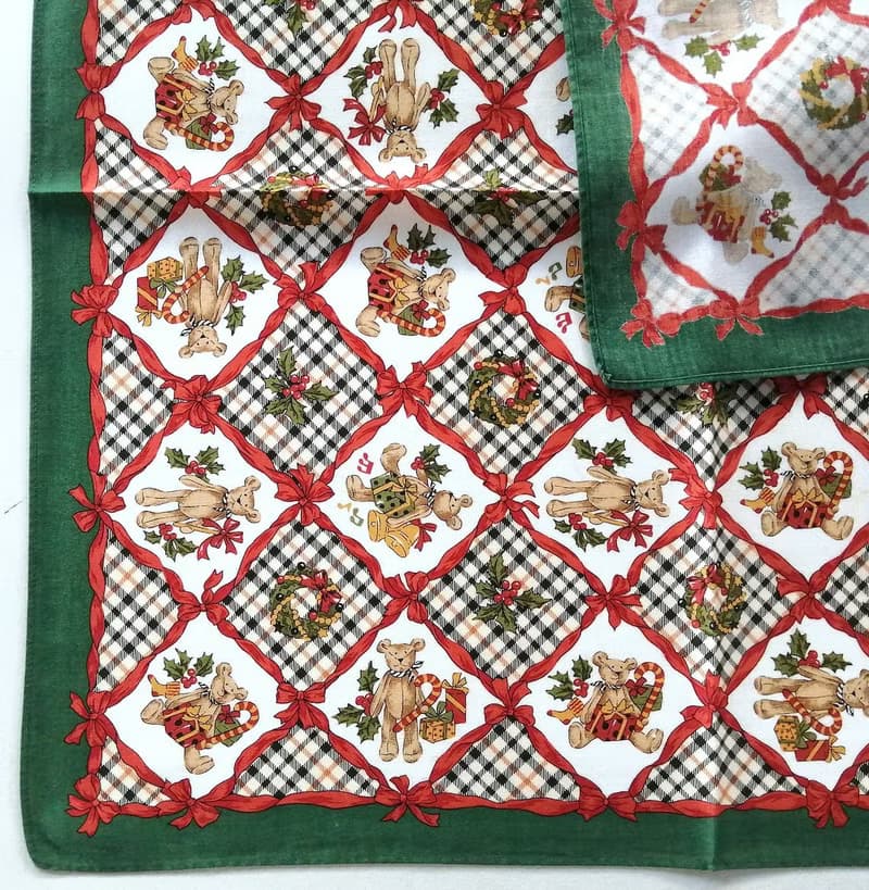 DAKS Vintage Handkerchief Brown Bears 20 x 19.5 inches