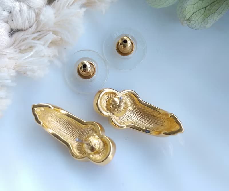 Vintage Jewelry 西洋古董飾品 MONET 古典 啞光 針式耳環