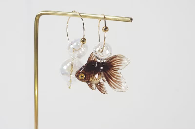 黑色金魚靈動耳環耳夾 獨立設計 小動物可愛創意飾品