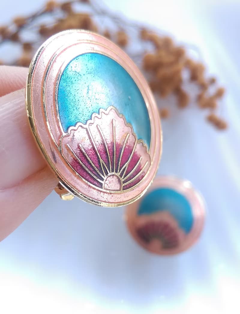 【西洋古董飾品 】景泰藍 花瓣 放射日出意象 夾式耳環