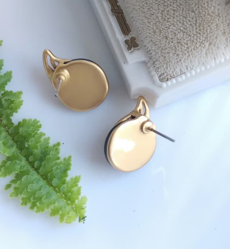 Vintage Jewelry 西洋古董飾品 小巧 金色調 對稱 雅致 針式耳環
