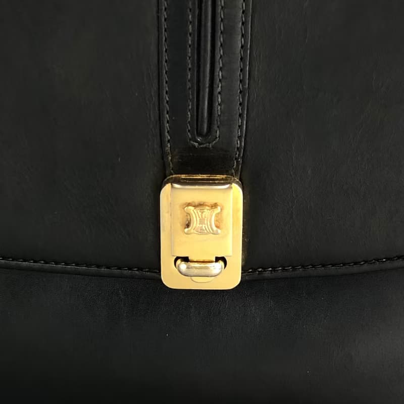 【 日本直送　名牌中古包 】CELINE セリーヌ ショルダーバッグ ブラック ブラゾン レザー フラップ vintage ヴィンテージ オールド txzb37