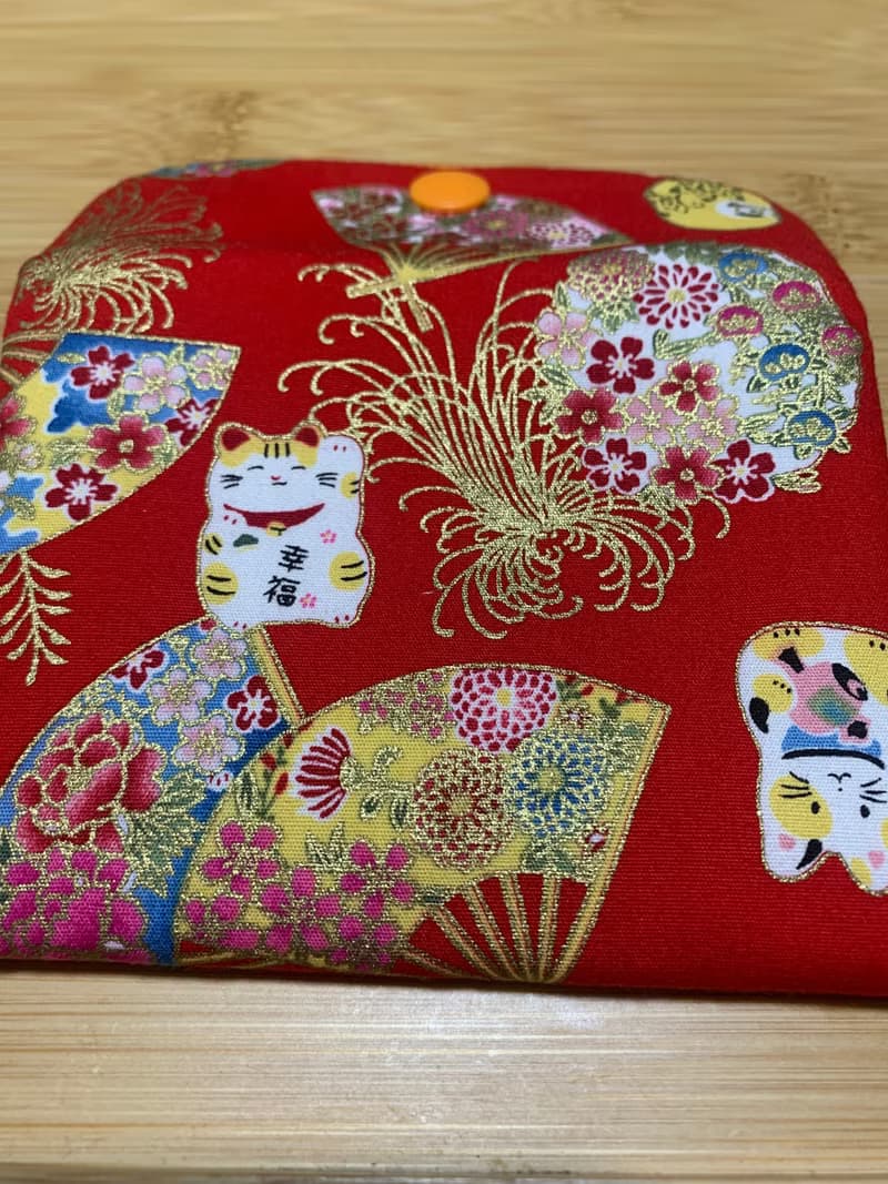 文青風開運印章加厚袋-戀戀招財貓 熱情紅 禮物 加厚收納 口紅袋