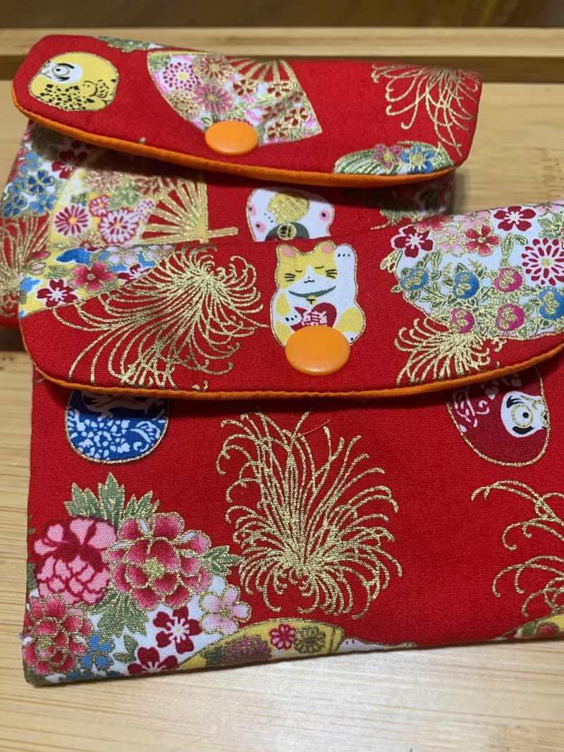 文青風開運印章加厚袋-戀戀招財貓 熱情紅 禮物 加厚收納 口紅袋
