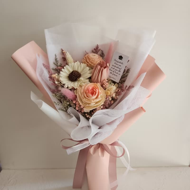 蓪草向日葵+鬱金香乾燥花束|畢業 生日 慶祝 學士帽| 粉黃藍