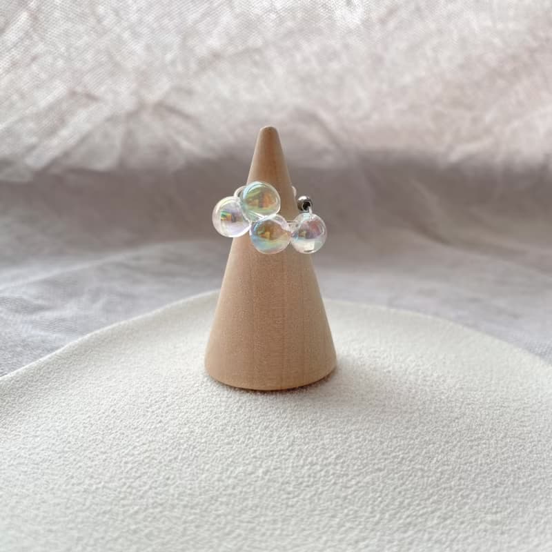TeenyTinyCraft | 琉璃泡 • 三色 手工耳骨夾