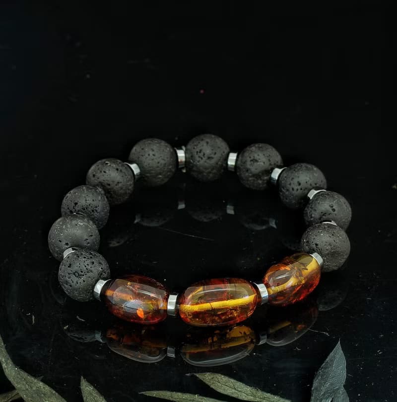 波羅的海爆花金琥珀 12mm 火山石手鍊-3