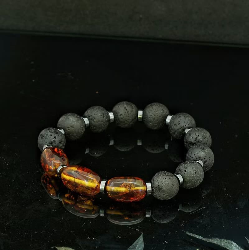 波羅的海爆花金琥珀 12mm 火山石手鍊-3