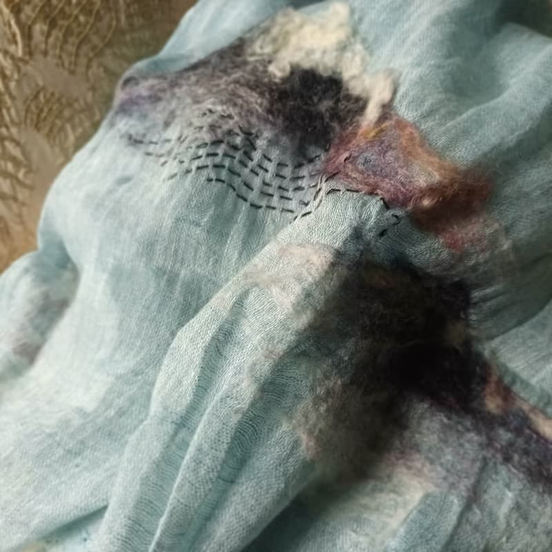 手工剌繡羊毛氈绒雙色全痳圍巾 - 漣漪