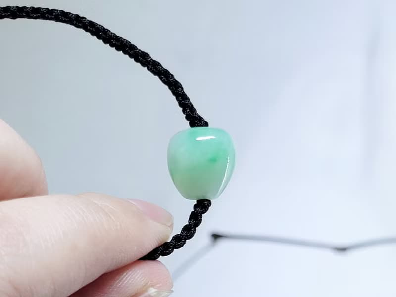 【親翠】天然翡翠 果陽綠仙氣立體胖愛心極簡平結手繩 送禮首選