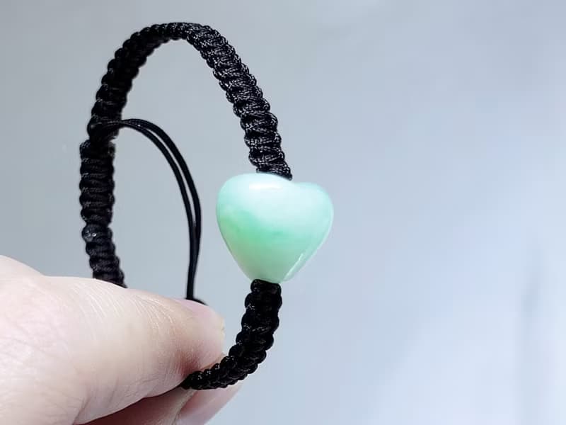【親翠】天然翡翠 果陽綠仙氣立體胖愛心極簡平結手繩 送禮首選