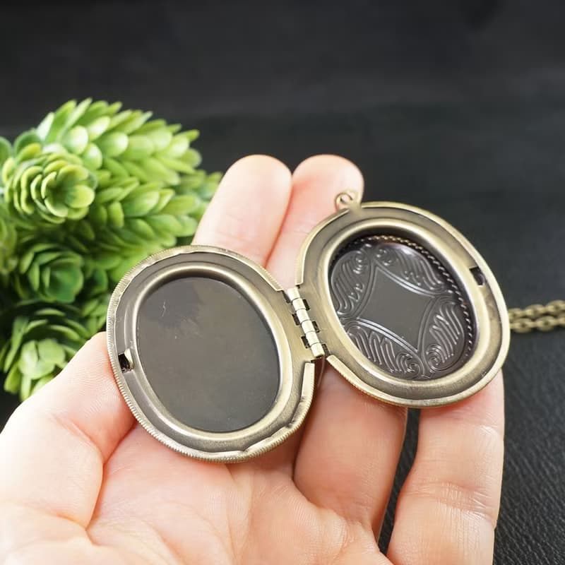 Green Moss Agate Locket Large Keepsake Pendant Necklace Memorable Gift Jewelry