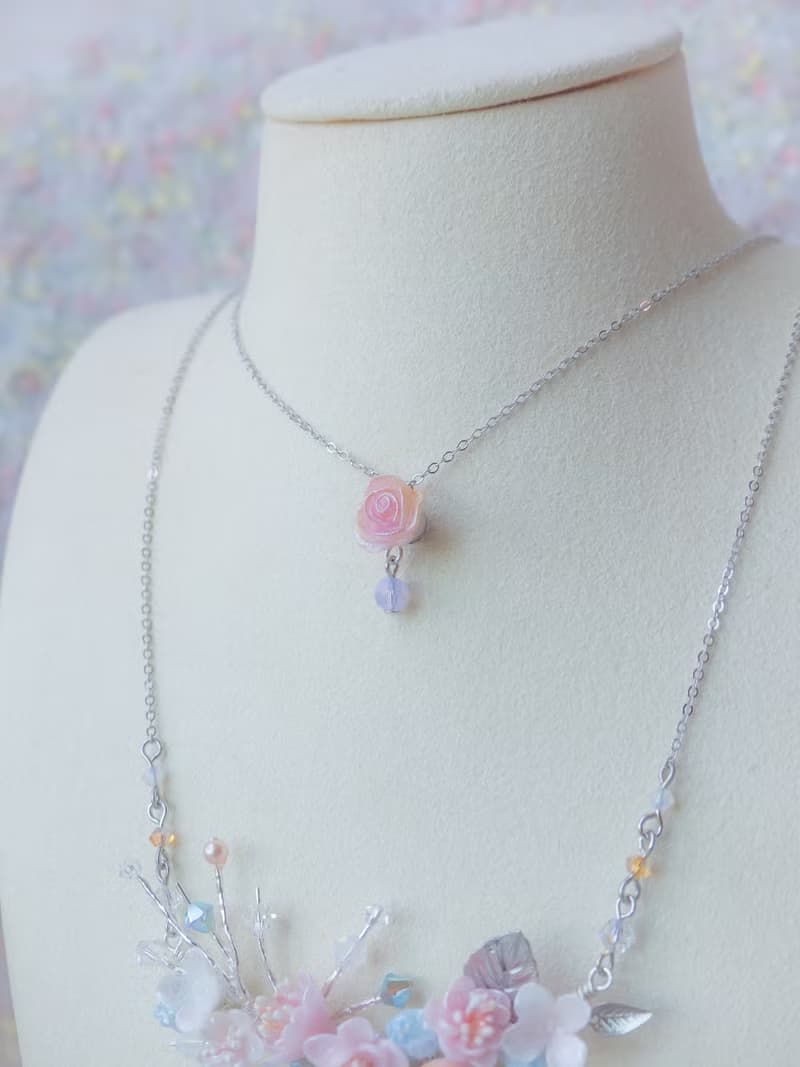 ZODIAC:  天秤 X 梅花 / 手製梅花花束925純銀鍍白金項鍊