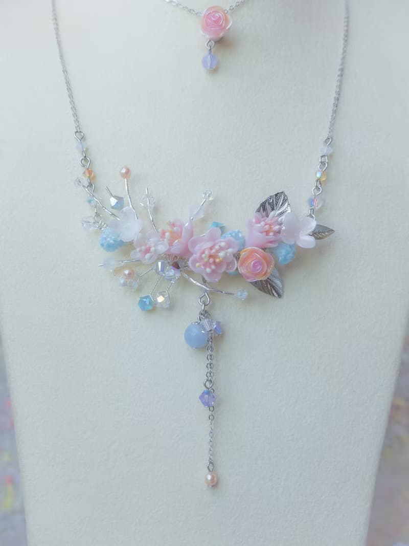 ZODIAC:  天秤 X 梅花 / 手製梅花花束925純銀鍍白金項鍊