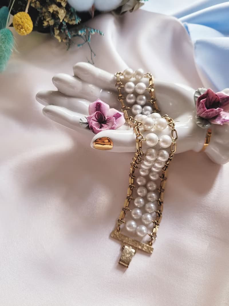 美國西洋古董飾品/SARAH COV寬版人造珍珠金色手鍊 復古珠寶首飾