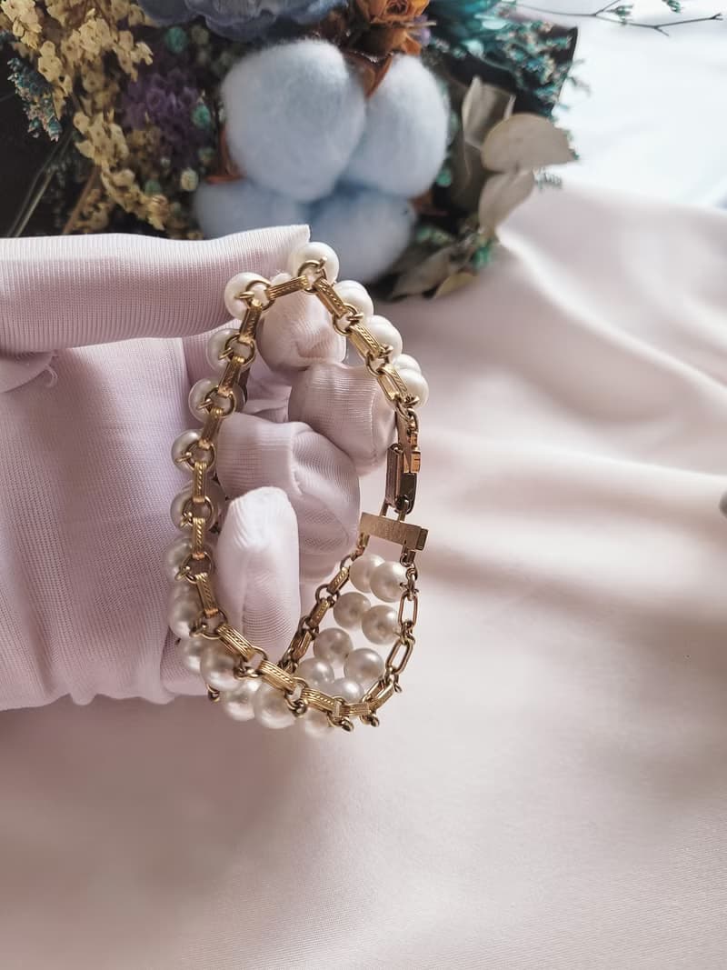 美國西洋古董飾品/SARAH COV寬版人造珍珠金色手鍊 復古珠寶首飾