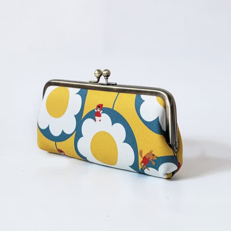 防潑水 筆袋口金包  眼鏡盒 文具禮品 -黃色花田 小紅帽