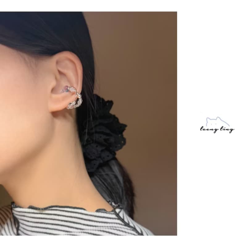 TeenyTinyCraft | 星流跡 • 兩色 手工耳骨夾