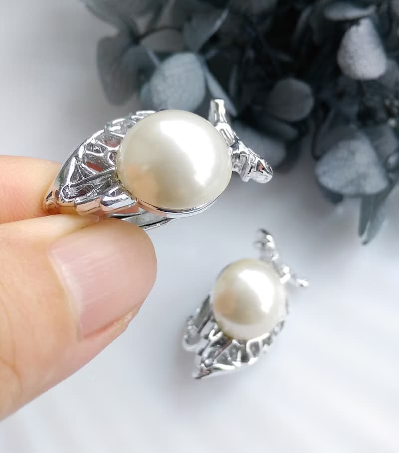 Vintage Jewelry SARAH COV Nature's Pearl  夾式耳環