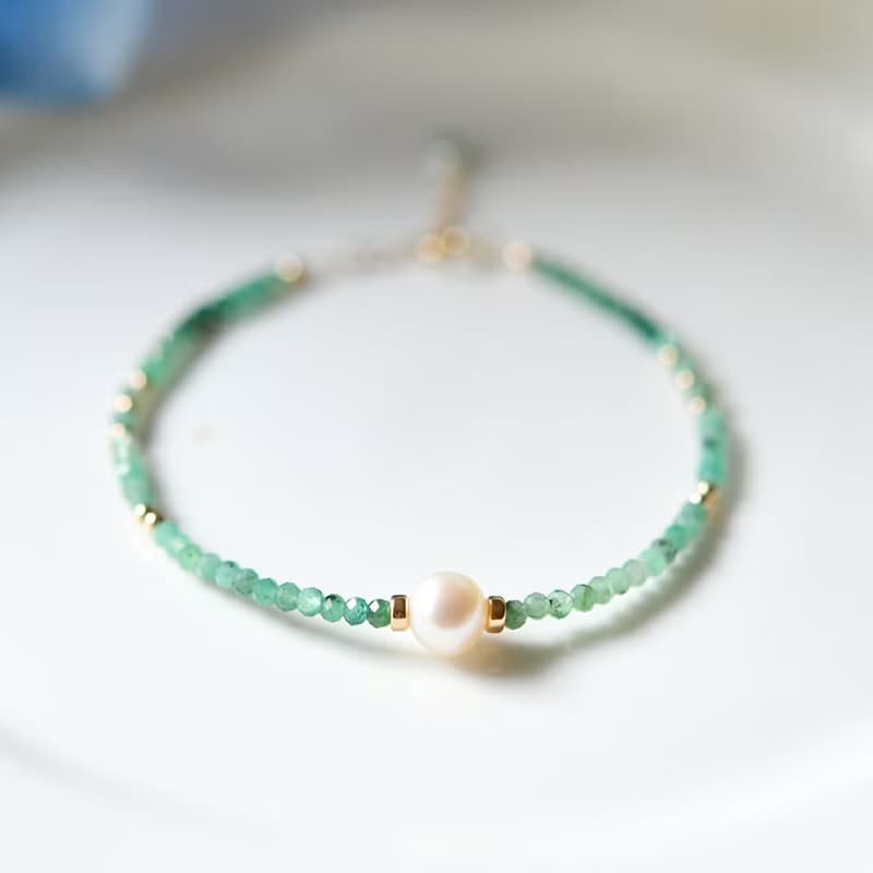 象徵智慧的祖母綠與帶來幸福的珍珠手鍊 5月/6月誕生石