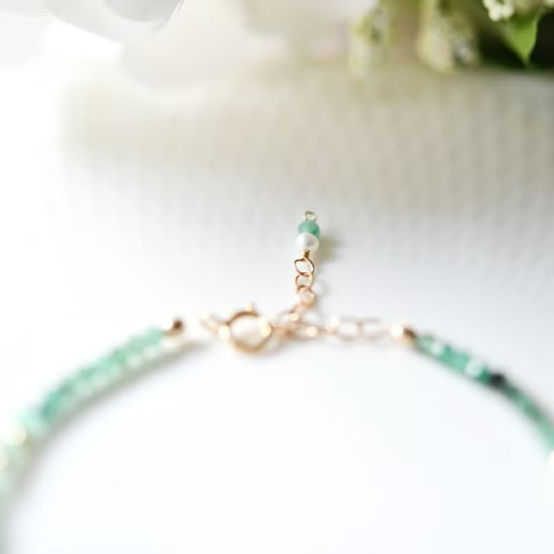 象徵智慧的祖母綠與帶來幸福的珍珠手鍊 5月/6月誕生石