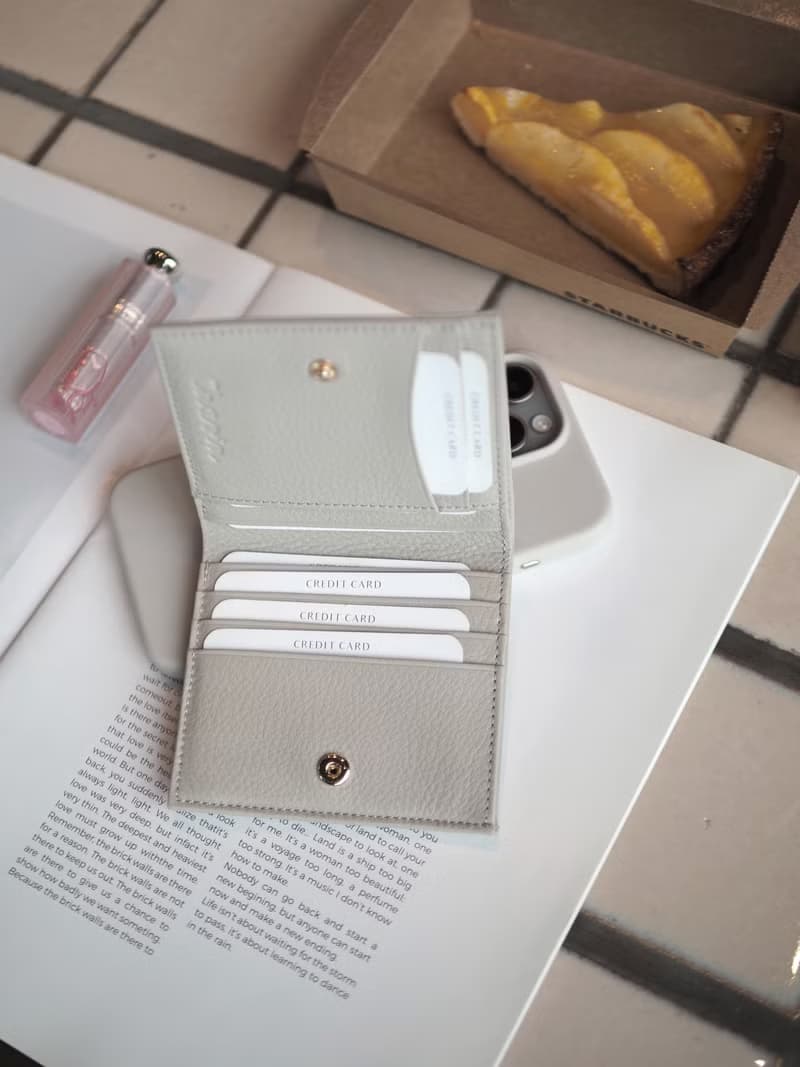Hannah (Cloud) : Small leather short wallet, folded wallet, Mini wallet