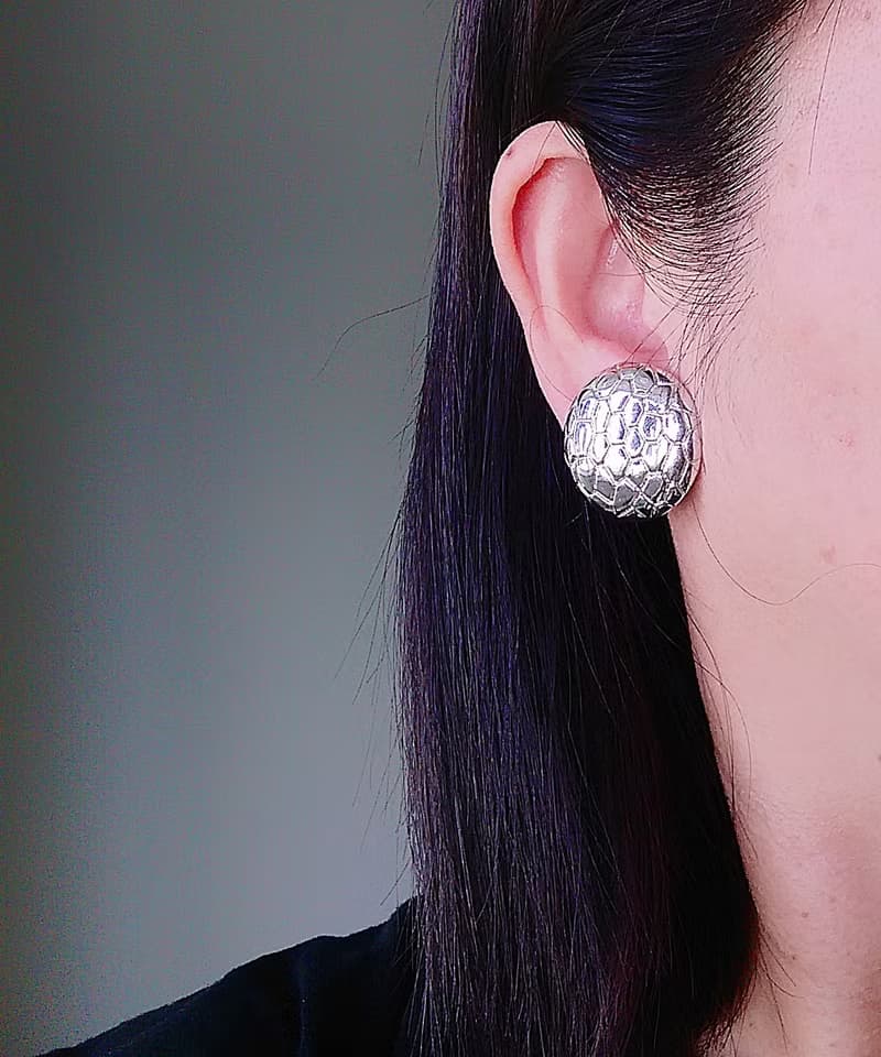 Vintage Jewelry 西洋古董飾品 銀色調 鱷魚紋 夾式耳環
