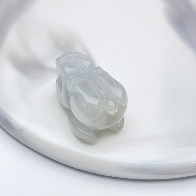 【錢兔似錦】冰糯種飄綠翡翠兔子吊飾 | 天然緬甸玉翡翠A貨