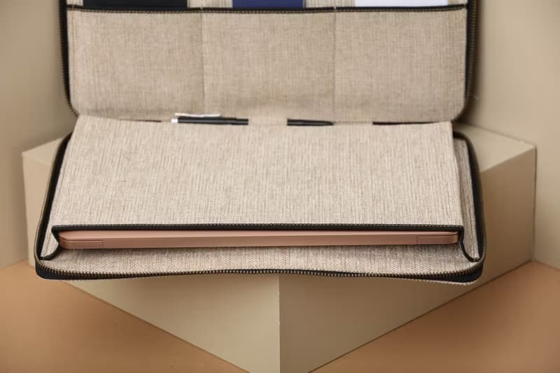 Laptop Case with Zippers