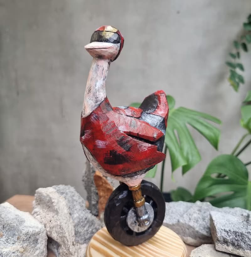 Ducatrich wood carving art toy sculpture decoration